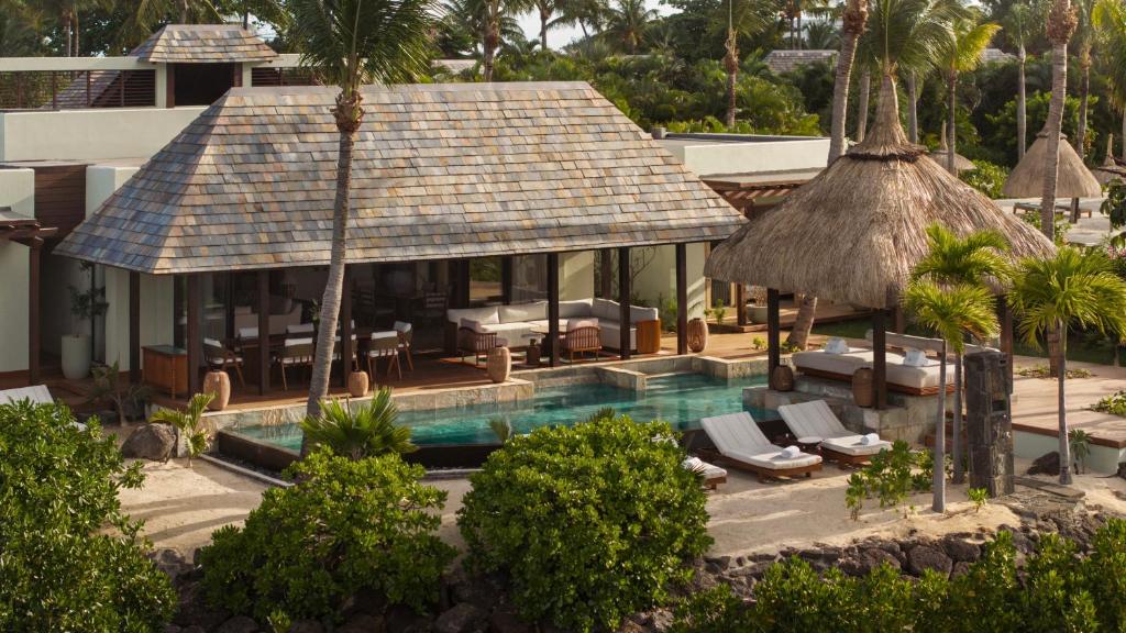 Four Seasons Mauritius at Anahita on the east coast